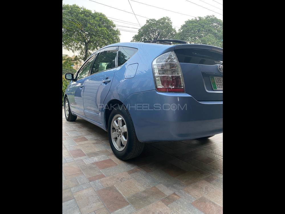 Toyota Prius 2007 for Sale in Lahore Toyota Prius 2007 for Sale in Lahore Image-7
