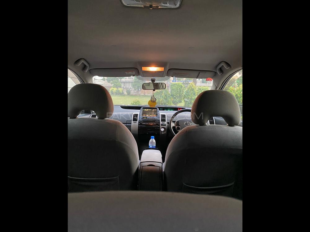 Toyota Prius 2007 for Sale in Lahore Toyota Prius 2007 for Sale in Lahore Image-18