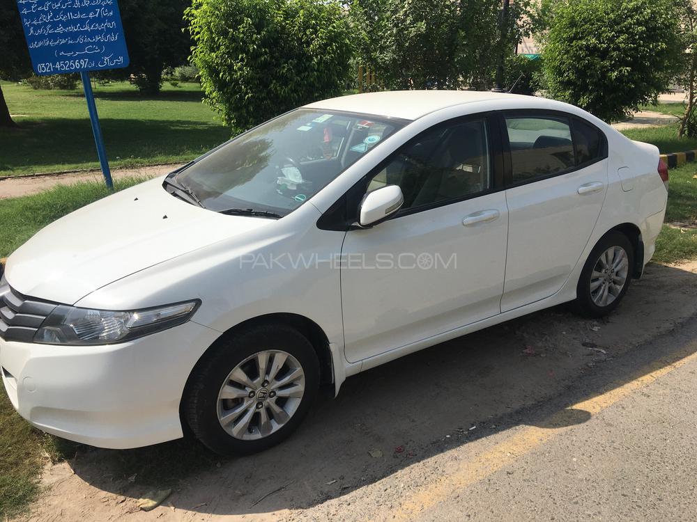 Honda City 2013 for Sale in Lahore Image-1