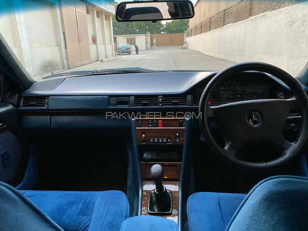 مرسڈیز بینز ای کلاس 1989 for Sale in اسلام آباد مرسڈیز بینز ای کلاس 1989 for Sale in اسلام آباد Image-8