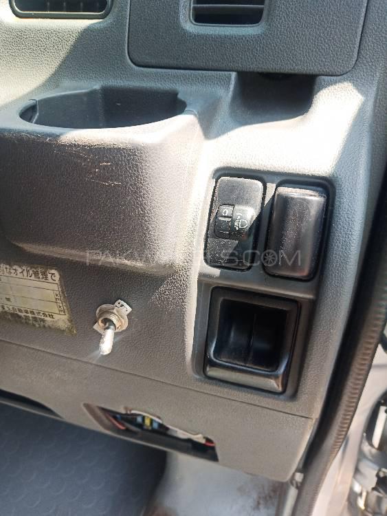 Daihatsu Hijet 2010 for Sale in Gujranwala Daihatsu Hijet 2010 for Sale in Gujranwala Image-8
