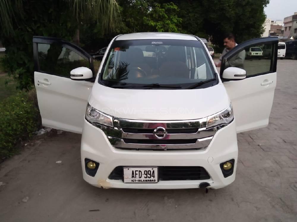 Nissan Dayz Highway Star 2015 for Sale in Islamabad Nissan Dayz Highway Star 2015 for Sale in Islamabad Image-6