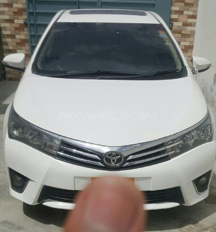 Toyota Corolla 2015 for Sale in Karachi Image-1