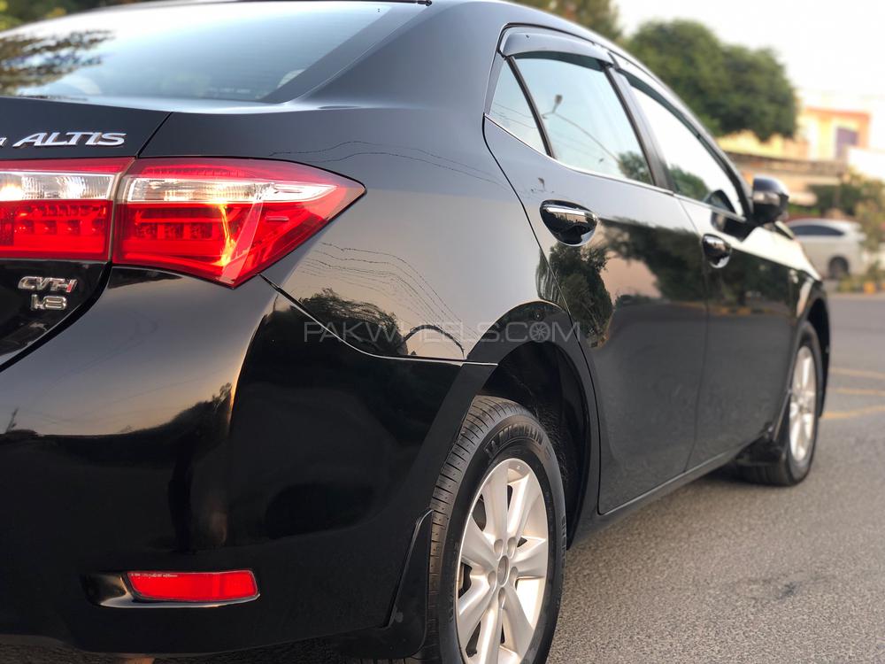 Toyota Corolla 2016 for Sale in Lahore Toyota Corolla 2016 for Sale in Lahore Image-6