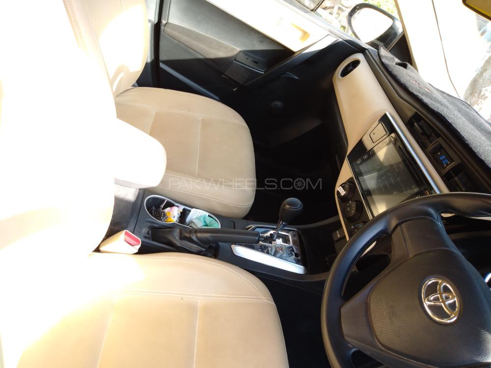 Toyota Corolla 2019 for Sale in Karachi Image-1