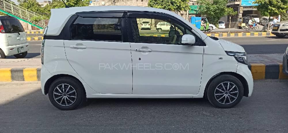 Honda N Wgn 2015 for Sale in Lahore Honda N Wgn 2015 for Sale in Lahore Image-2
