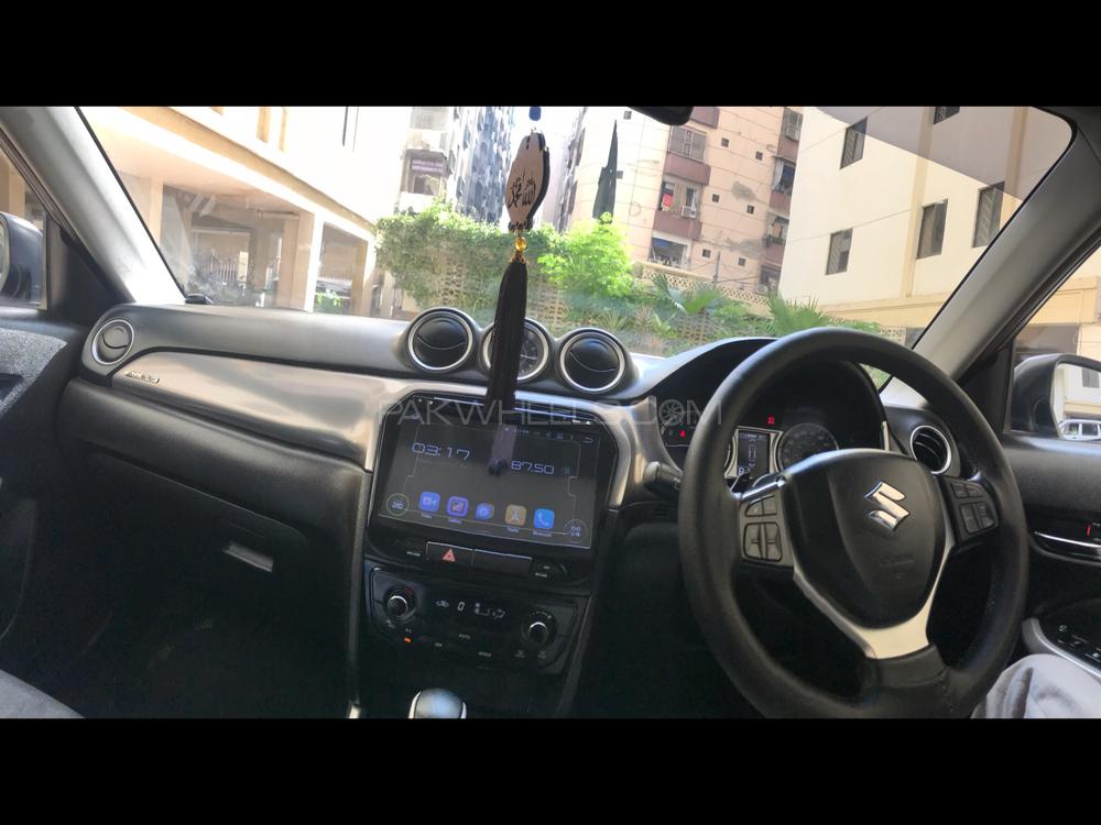 Suzuki Vitara 2017 for Sale in Karachi Suzuki Vitara 2017 for Sale in Karachi Image-8