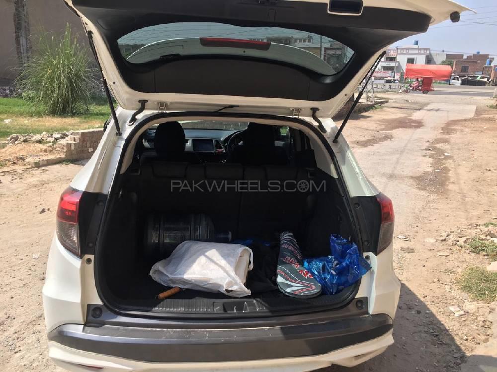 Honda Vezel 2015 for Sale in Gujranwala Honda Vezel 2015 for Sale in Gujranwala Image-7