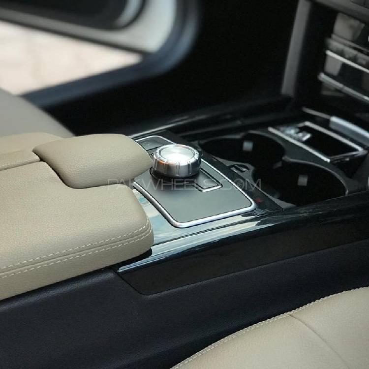 Mercedes Benz E Class 2012 for Sale in Peshawar Mercedes Benz E Class 2012 for Sale in Peshawar Image-6