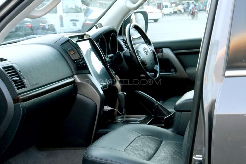 Toyota Land Cruiser 2010 for Sale in Karachi Image-1