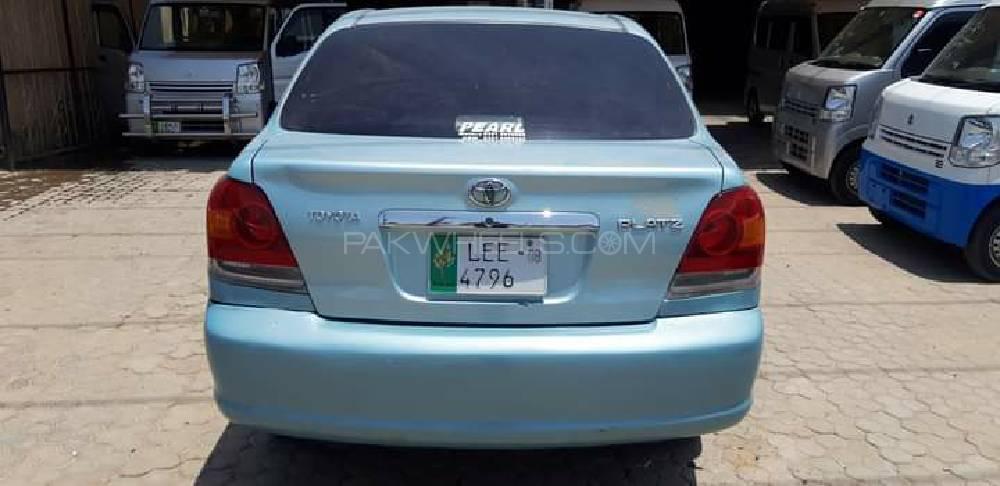 Toyota Platz 2004 for Sale in Gujranwala Toyota Platz 2004 for Sale in Gujranwala Image-4