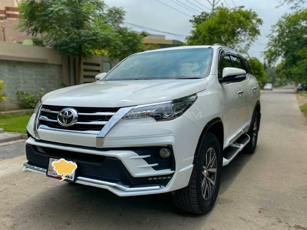 Toyota Fortuner 2017 for Sale in Lahore Toyota Fortuner 2017 for Sale in Lahore Image-2