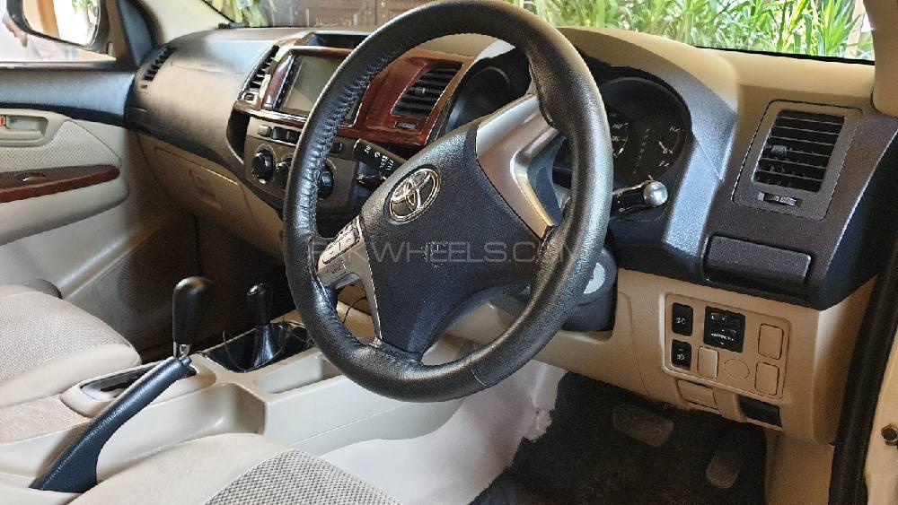 Toyota Hilux 2014 for Sale in Islamabad Toyota Hilux 2014 for Sale in Islamabad Image-3