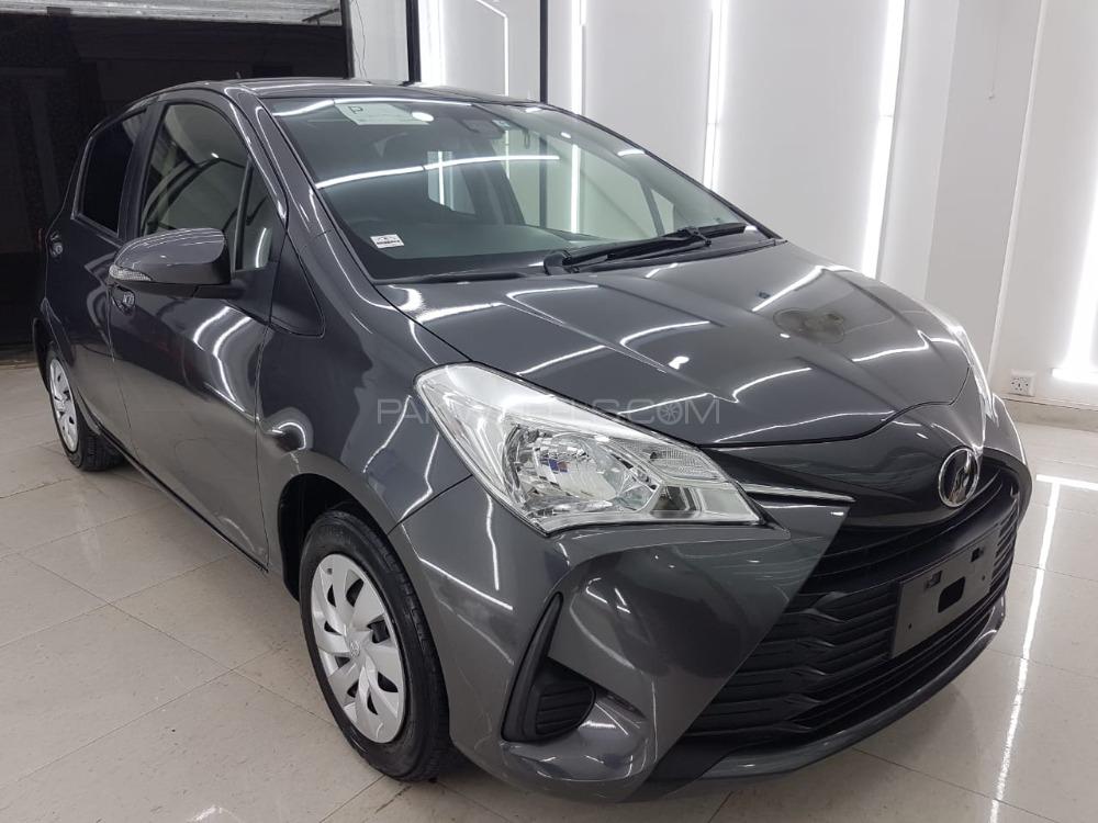Toyota Vitz 2017 for Sale in Rawalpindi Image-1