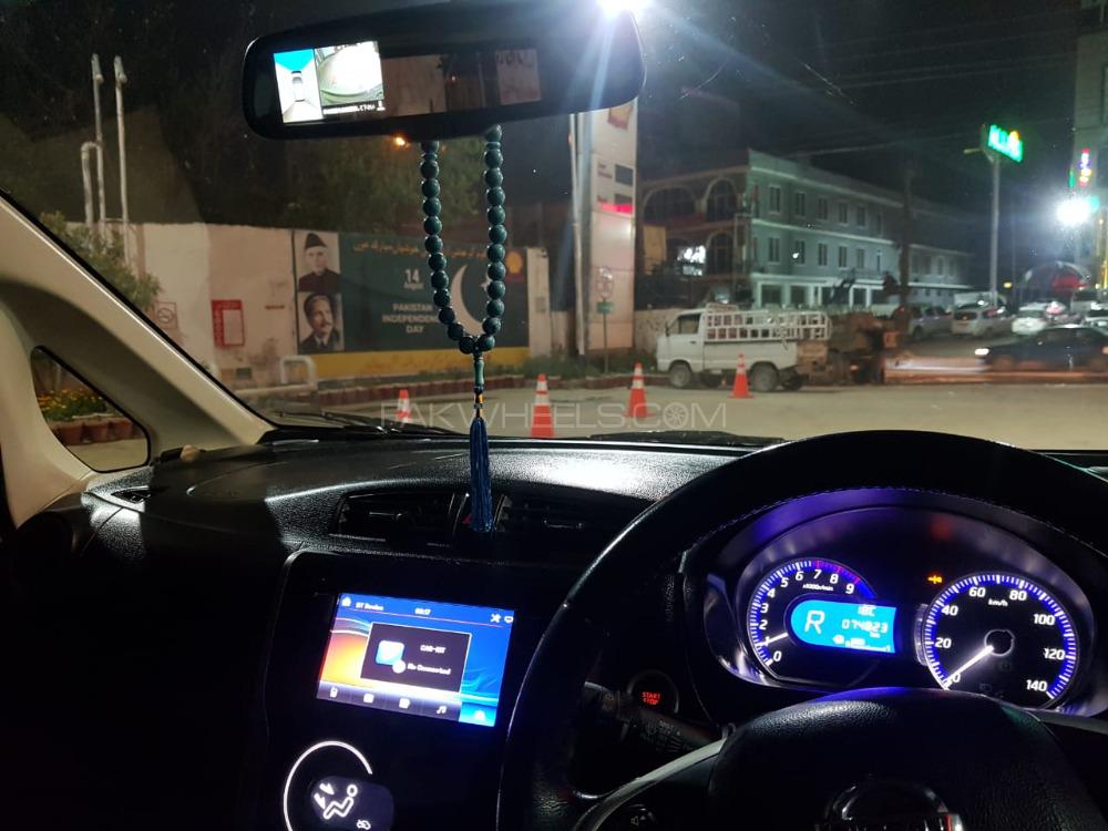 Nissan Dayz Highway Star 2013 for Sale in Rawalpindi Nissan Dayz Highway Star 2013 for Sale in Rawalpindi Image-5