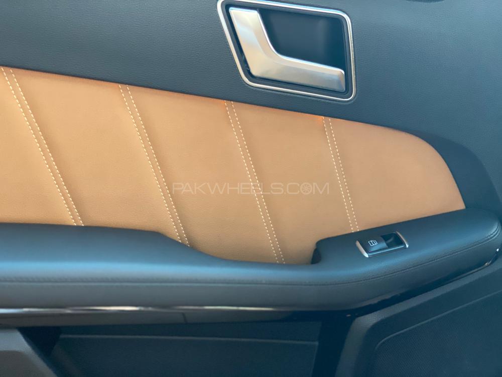 Mercedes Benz E Class 2013 for Sale in Lahore Mercedes Benz E Class 2013 for Sale in Lahore Image-19
