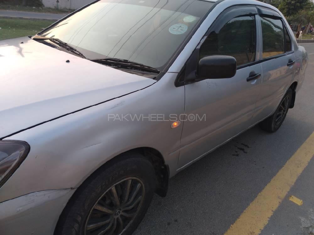 Mitsubishi Lancer 2004 for Sale in Lahore Mitsubishi Lancer 2004 for Sale in Lahore Image-7