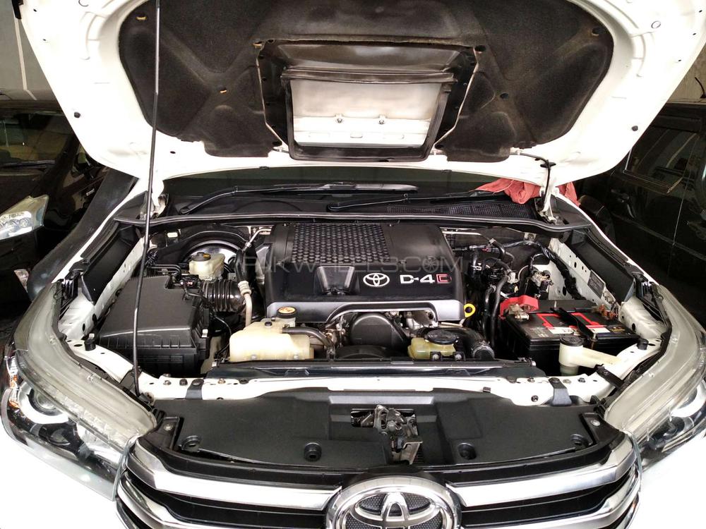 Toyota Hilux 2017 for Sale in Lahore Toyota Hilux 2017 for Sale in Lahore Image-4