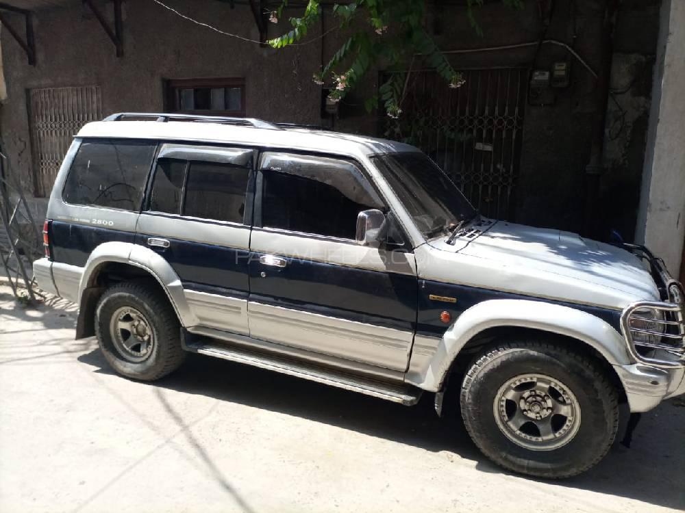 مٹسوبیشی پجیرو 1992 for Sale in لاہور Image-1