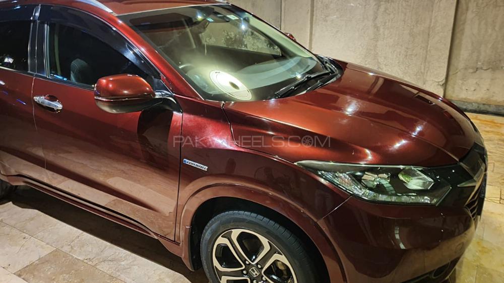 Honda Vezel 2014 for Sale in Islamabad Image-1