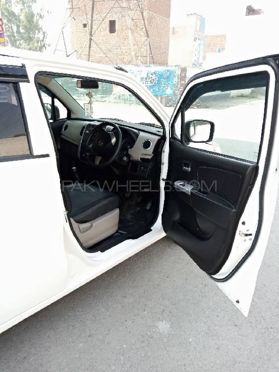 سوزوکی ویگن آر 2018 for Sale in فیصل آباد سوزوکی ویگن آر 2018 for Sale in فیصل آباد Image-16