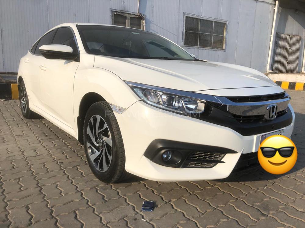 Honda Civic 2017 for Sale in Sialkot Honda Civic 2017 for Sale in Sialkot Image-2