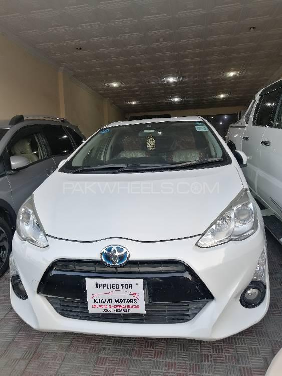 Toyota Aqua 2016 for Sale in Multan Image-1