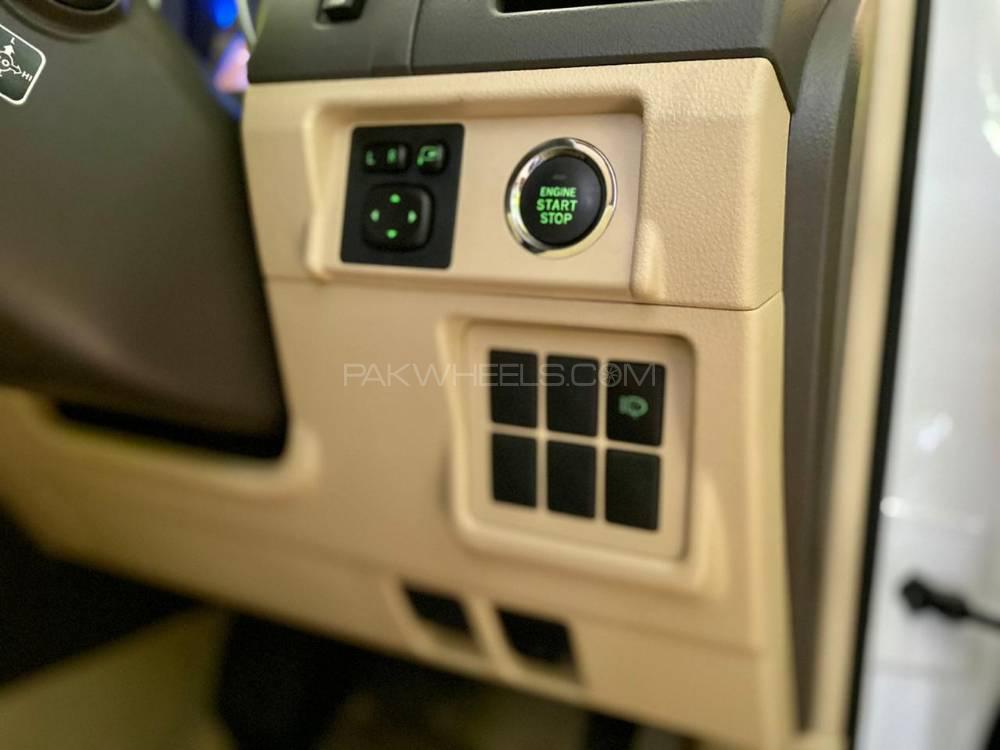 Toyota Prado 2016 for Sale in Karachi Toyota Prado 2016 for Sale in Karachi Image-17