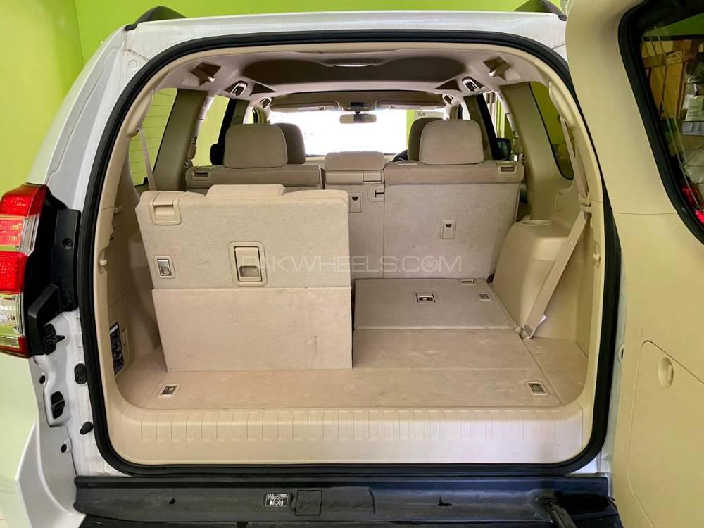 Toyota Prado 2016 for Sale in Karachi Toyota Prado 2016 for Sale in Karachi Image-19