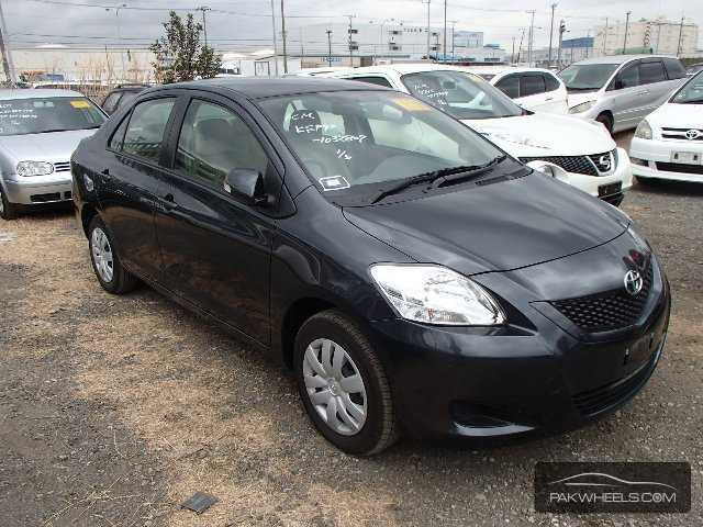 Toyota Belta 2011 for Sale in Karachi Image-1