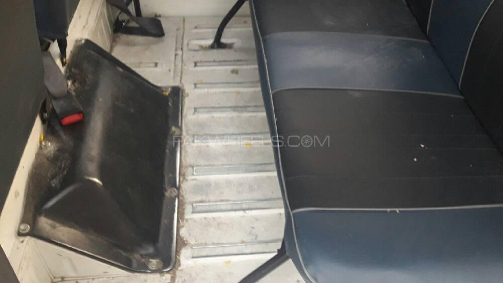 Suzuki Bolan 2017 for Sale in Rawalpindi Suzuki Bolan 2017 for Sale in Rawalpindi Image-4