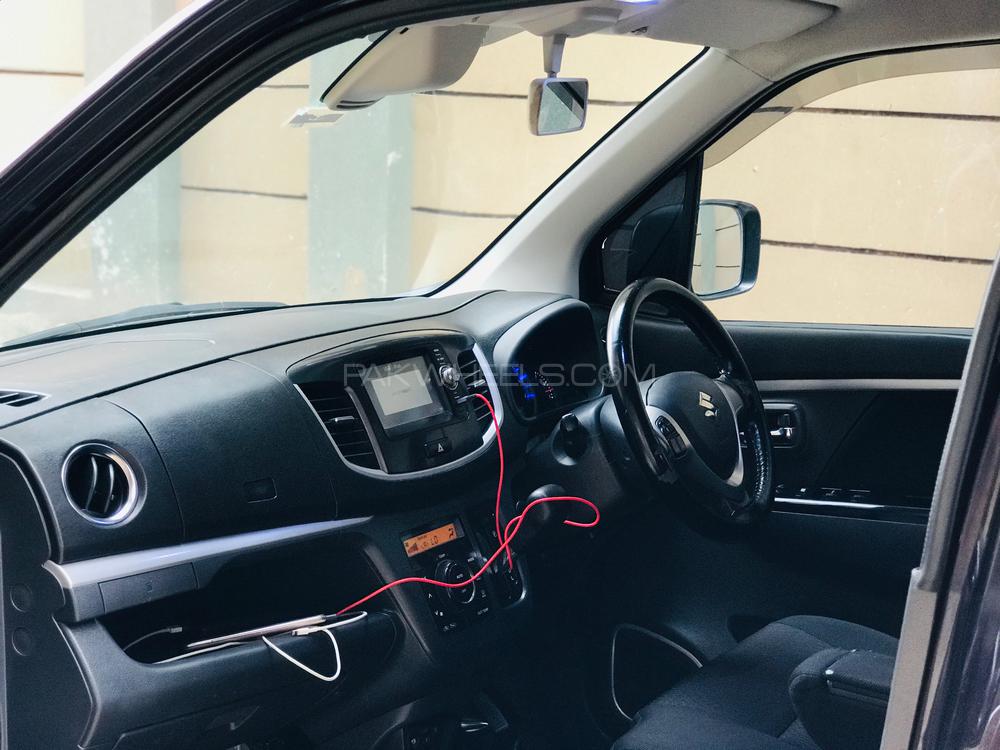 Suzuki Wagon R 2014 for Sale in Peshawar Suzuki Wagon R 2014 for Sale in Peshawar Image-2