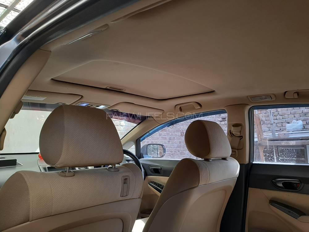 Honda Civic 2010 for Sale in Faisalabad Honda Civic 2010 for Sale in Faisalabad Image-7