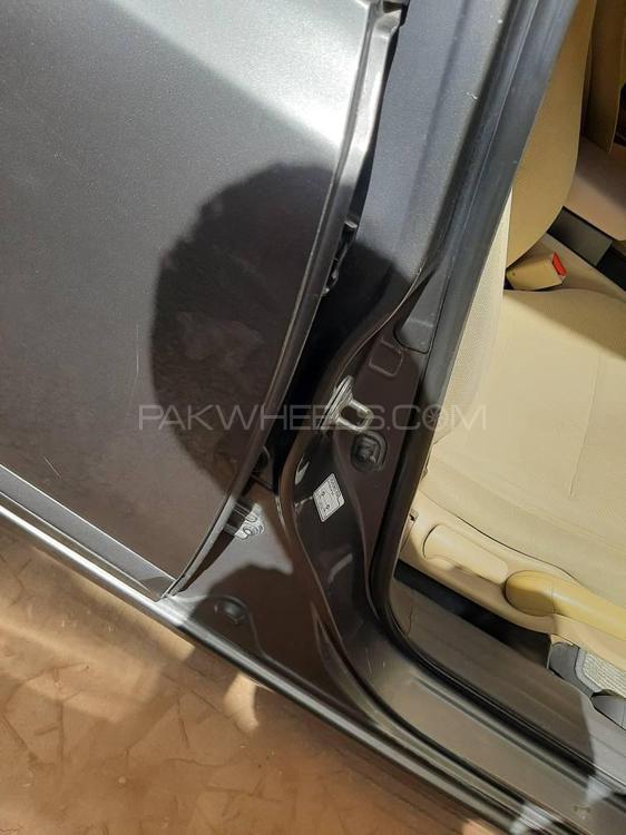 Honda Civic 2010 for Sale in Faisalabad Honda Civic 2010 for Sale in Faisalabad Image-5