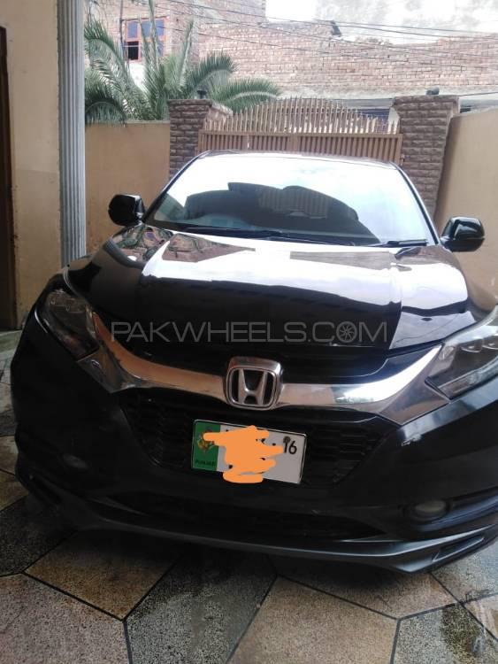 Honda Vezel 2014 for Sale in Lahore Image-1