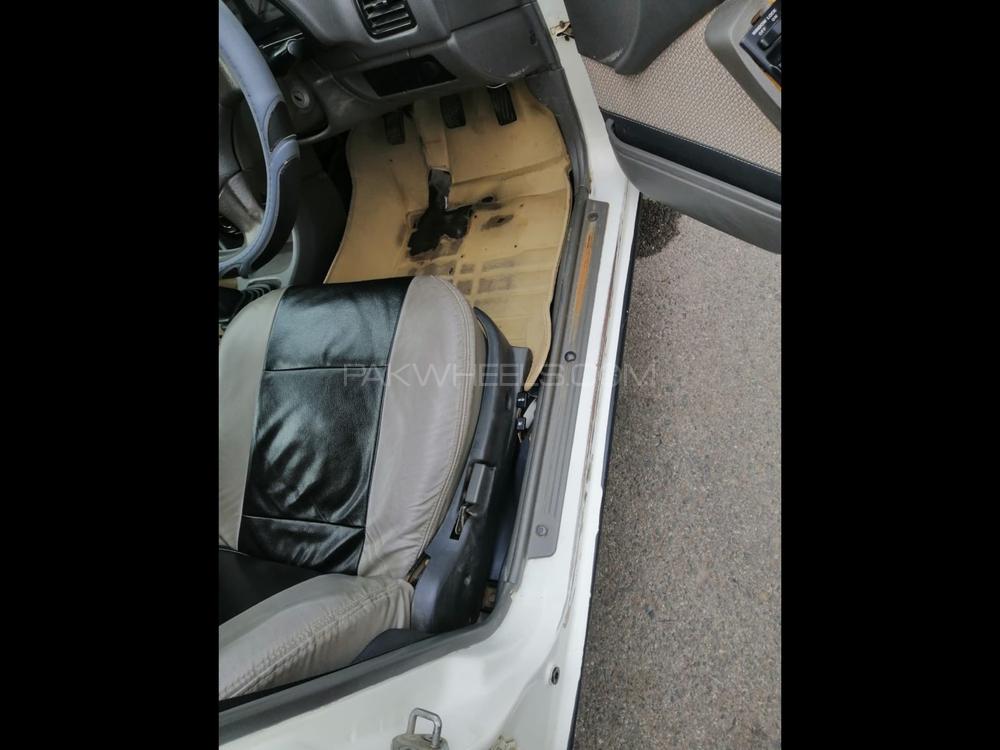 Suzuki Cultus 2004 for Sale in Lahore Suzuki Cultus 2004 for Sale in Lahore Image-13