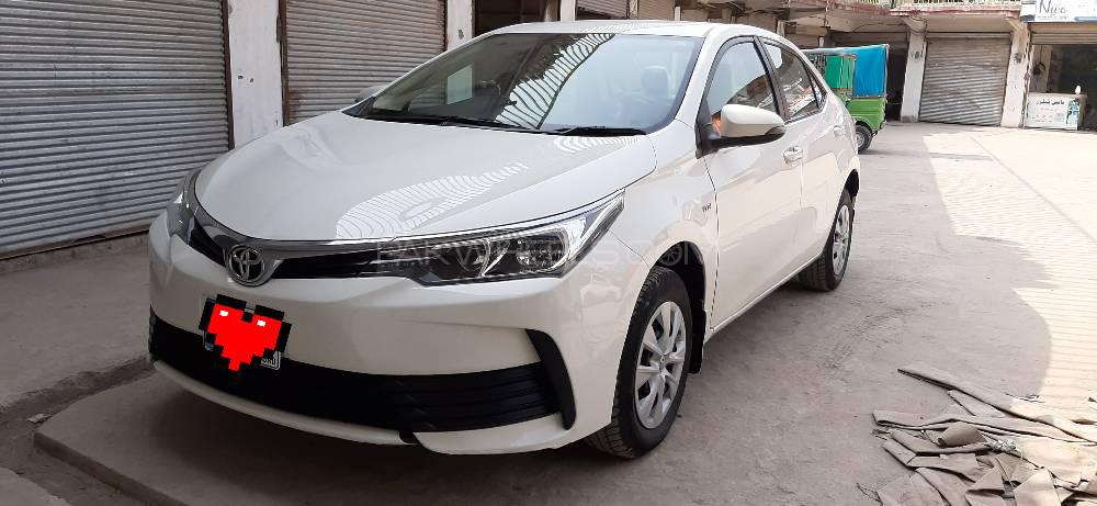 Toyota Corolla 2018 for Sale in Peshawar Toyota Corolla 2018 for Sale in Peshawar Image-3
