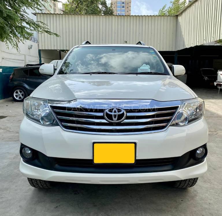 Toyota Fortuner 2013 for Sale in Karachi Image-1