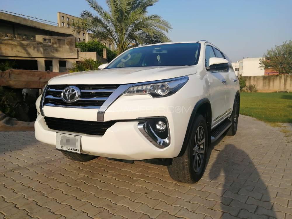 Toyota Fortuner 2018 for Sale in Lahore Image-1