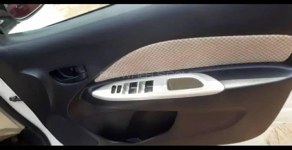 Toyota Belta 2012 for Sale in Gujranwala Toyota Belta 2012 for Sale in Gujranwala Image-6