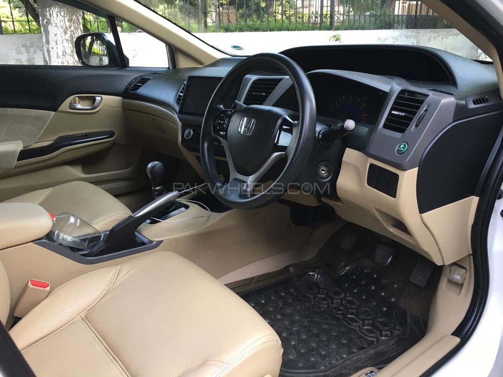 Honda Civic 2016 for Sale in Gujranwala Honda Civic 2016 for Sale in Gujranwala Image-11