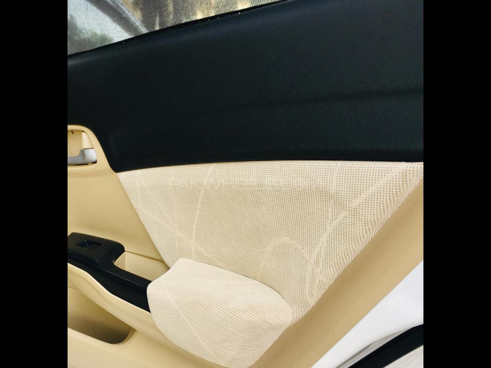 Honda Civic 2016 for Sale in Gujranwala Honda Civic 2016 for Sale in Gujranwala Image-12