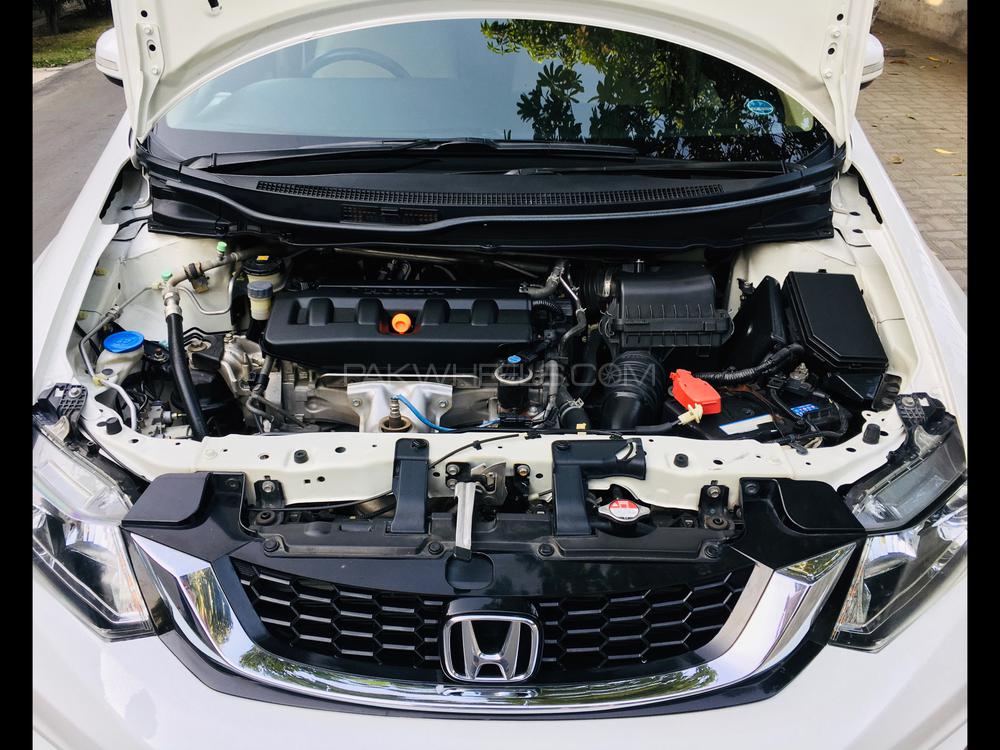Honda Civic 2016 for Sale in Gujranwala Honda Civic 2016 for Sale in Gujranwala Image-14