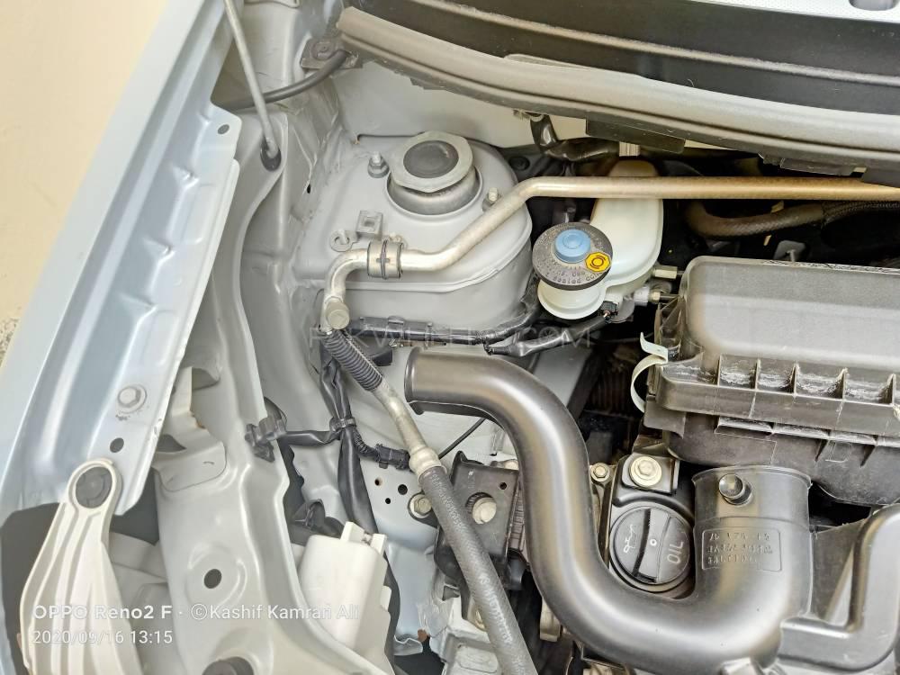 Toyota Pixis Space 2015 for Sale in Lahore Toyota Pixis Space 2015 for Sale in Lahore Image-9