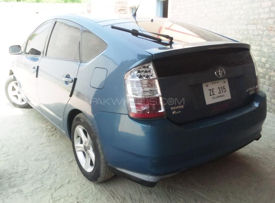 Toyota Prius 2008 for Sale in Peshawar Image-1