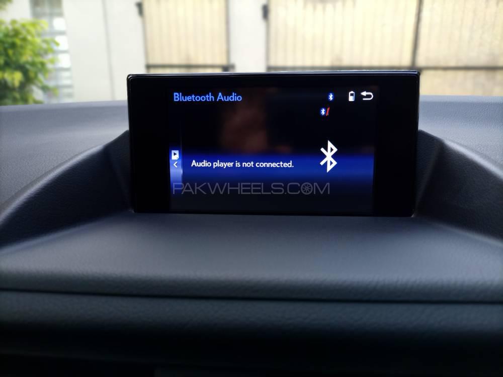 Lexus CT200h 2017 for Sale in Gujranwala Lexus CT200h 2017 for Sale in Gujranwala Image-12