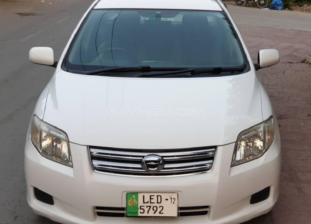 Toyota Corolla Axio 2007 for Sale in Lahore Image-1