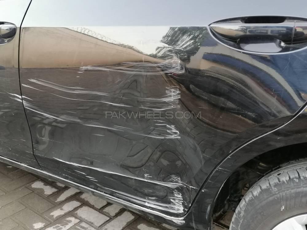 Toyota Corolla 2019 for Sale in Rawalpindi Toyota Corolla 2019 for Sale in Rawalpindi Image-4
