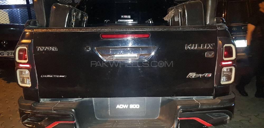 ٹویوٹا ہائیلکس 2017 for Sale in اسلام آباد ٹویوٹا ہائیلکس 2017 for Sale in اسلام آباد Image-2