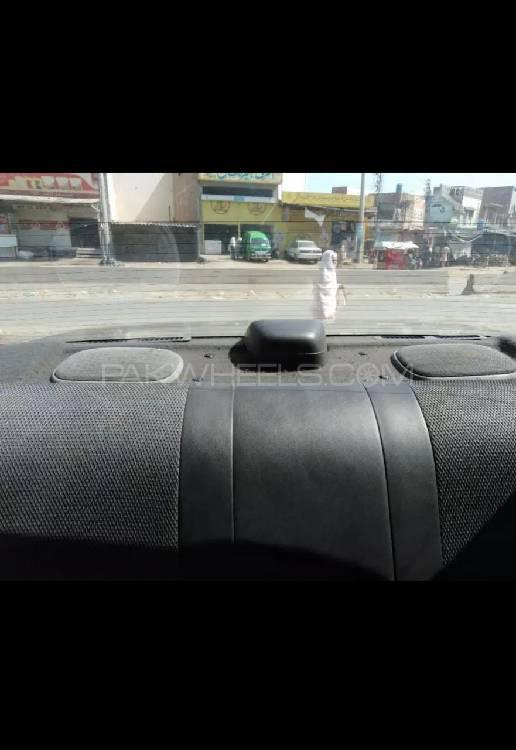 Nissan Sunny 2002 for Sale in Jaranwala Nissan Sunny 2002 for Sale in Jaranwala Image-10